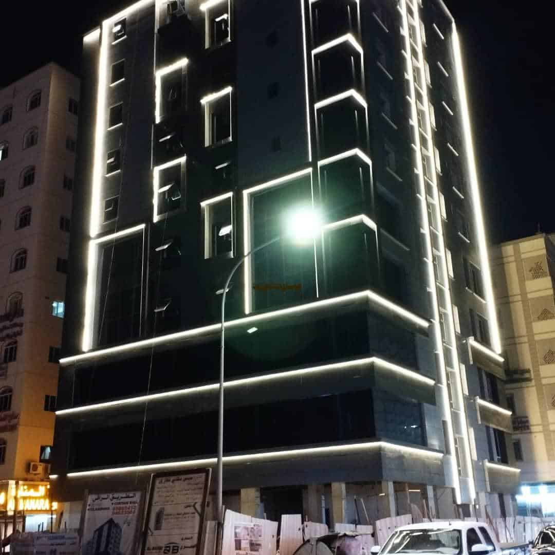 نمای کامپوزیت با نورپردازی در عمان